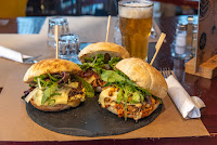 Sandwich au poulet du Restaurant FRITE ALORS ! TERREAUX - Poutines québécoises - Frites belges - Burgers à Lyon - n°1