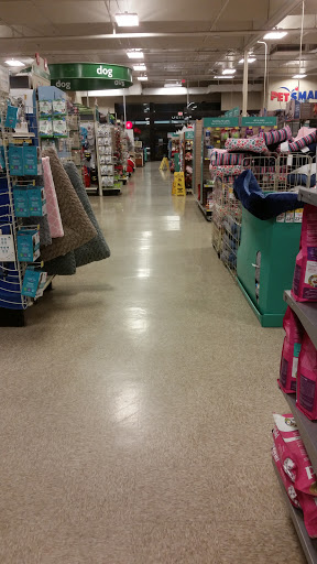 Pet Supply Store «PetSmart», reviews and photos, 1196 W Olive Ave, Merced, CA 95348, USA