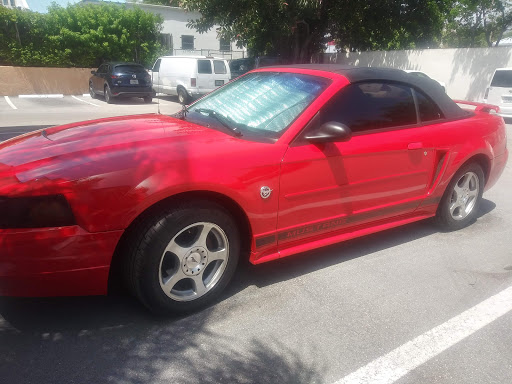 Auto Body Shop «A & B Auto Body & Painting», reviews and photos, 111 E Sunrise Blvd, Fort Lauderdale, FL 33304, USA