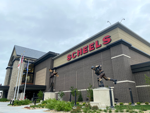 Sporting Goods Store «SCHEELS», reviews and photos, 8251 Flying Cloud Dr #1058, Eden Prairie, MN 55344, USA