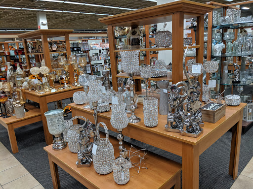 Clothing Store «Burlington Coat Factory», reviews and photos, 475 Union St, Waterbury, CT 06706, USA