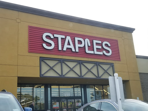 Office Supply Store «Staples», reviews and photos, 1200 Fitzgerald Dr, Pinole, CA 94564, USA