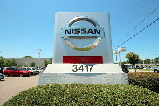 Car Dealer «Hall Nissan Chesapeake», reviews and photos, 3417 Western Branch Blvd, Chesapeake, VA 23321, USA