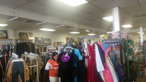 Thrift Store «Treasure Trunk Thrift Shop», reviews and photos, 5892 W 44th Ave, Wheat Ridge, CO 80212, USA
