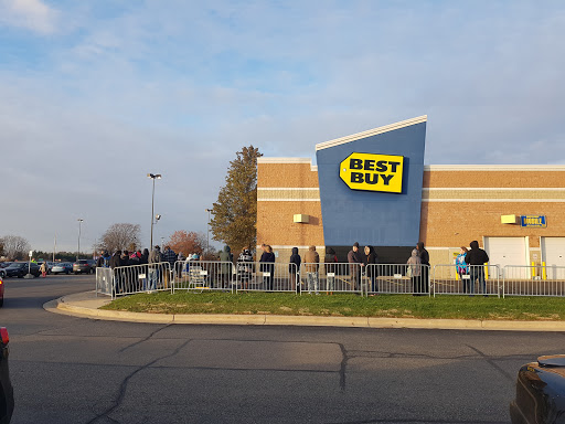 Electronics Store «Best Buy», reviews and photos, 3549 W Shore Dr, Holland, MI 49424, USA