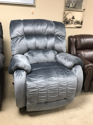 Furniture Store «Edwards Furniture», reviews and photos, 800 W Central Ave, Springboro, OH 45066, USA