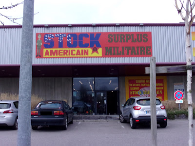 Stock Américain Calais à Calais