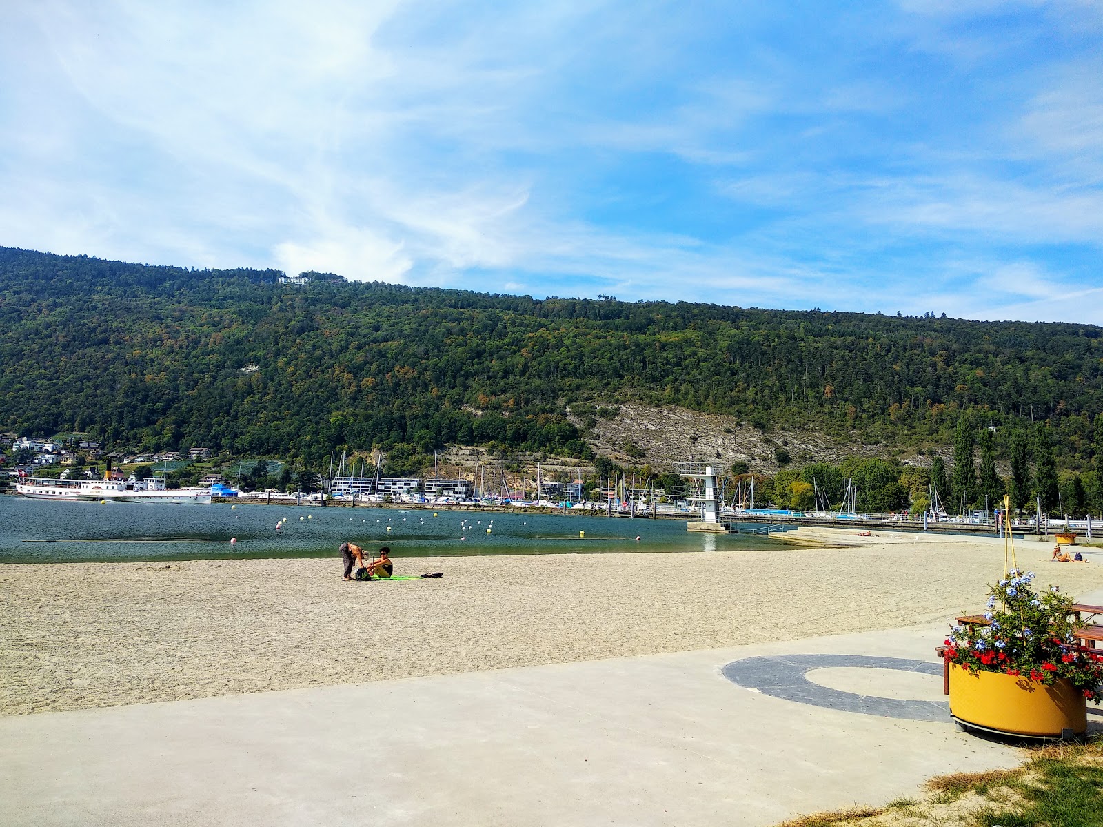 Foto av Biel Stranden med hög nivå av renlighet