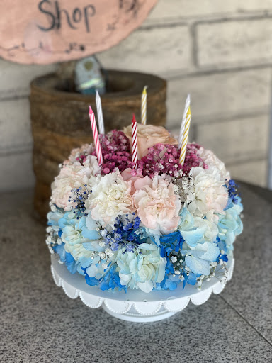 Florist «Country Cousins Flower shop», reviews and photos, 841 E Whittier Blvd, La Habra, CA 90631, USA