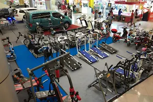 Show Room Total Fitness Official image