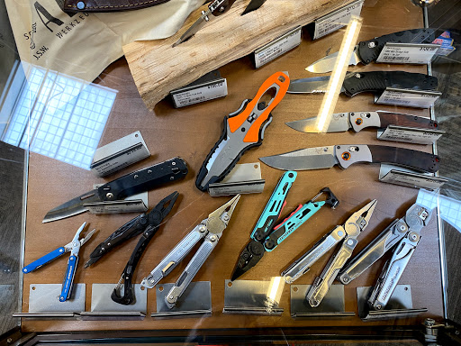 Camping Store «REI», reviews and photos, 6281 W 135th St, Overland Park, KS 66223, USA