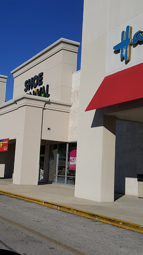 Shoe Store «Shoe Carnival», reviews and photos, 1682 Beltline Rd SW, Decatur, AL 35601, USA
