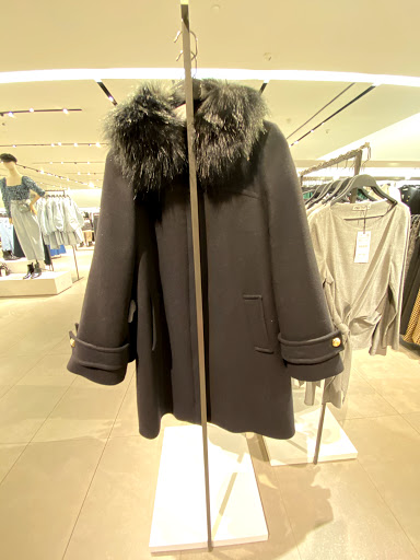 Stores to buy women's down jackets Bangkok