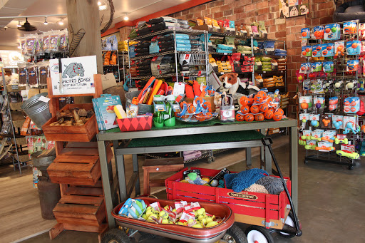 Pet Supply Store «Wally Pets», reviews and photos, 4411 Wallingford Ave N, Seattle, WA 98103, USA