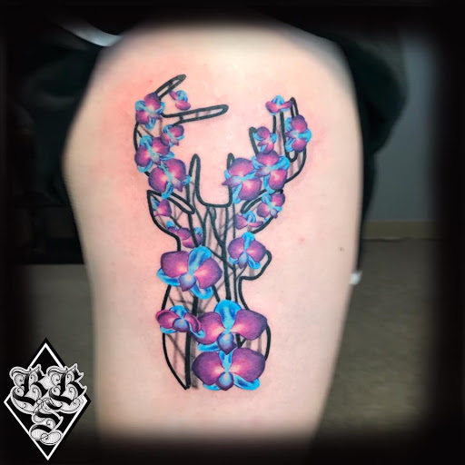 Tattoo Shop «Pinch-N-Poke Tattoo Studio», reviews and photos, 212 N Vesper St, Lock Haven, PA 17745, USA