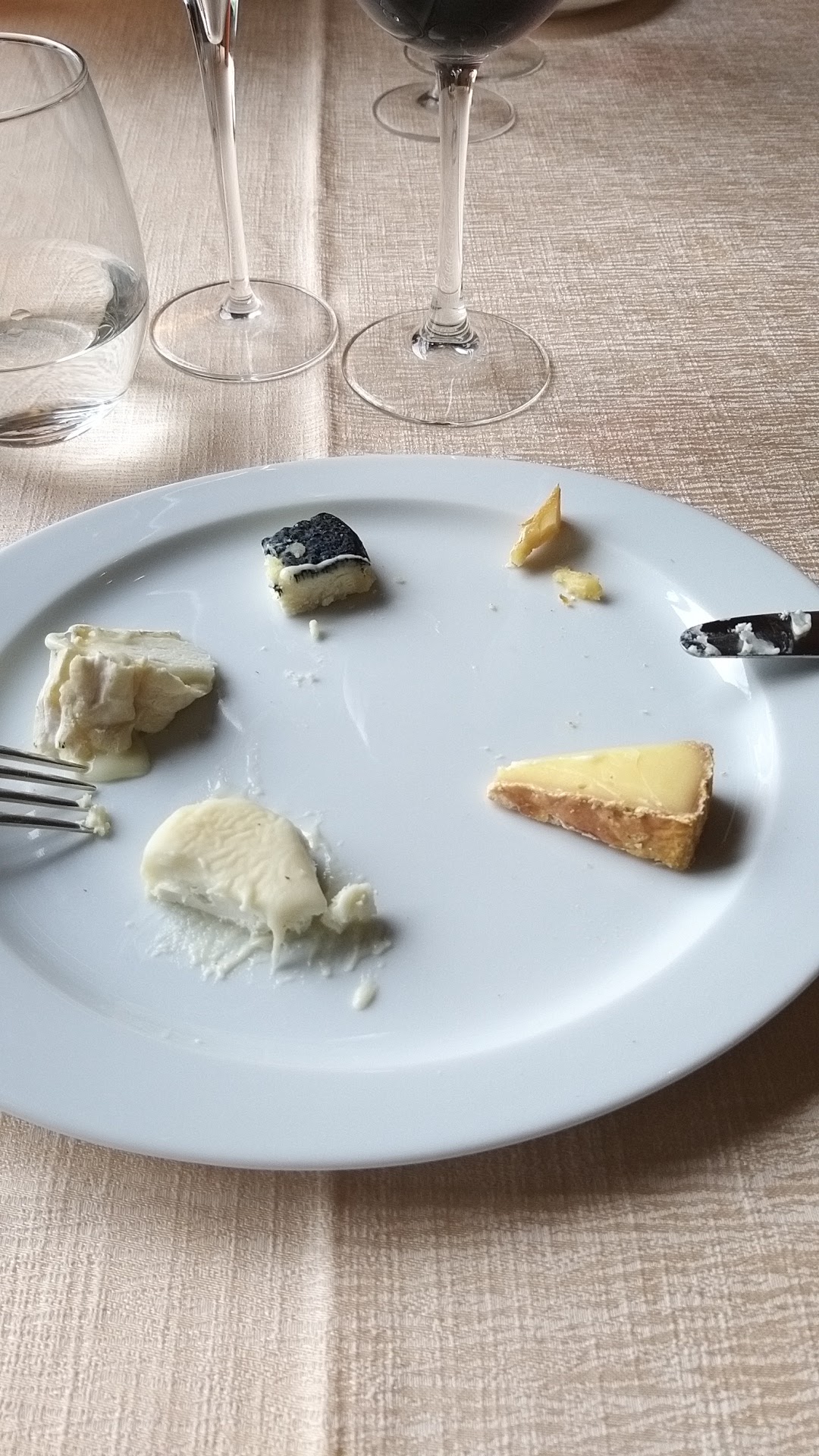 Photo n° 8 de l'avis de Michel.e fait le 19/05/2019 à 10:30
