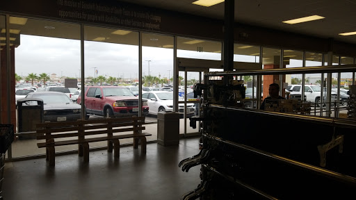 Thrift Store «Goodwill - Palmhurst», reviews and photos, 300 W Mile 3 Rd #101, Palmhurst, TX 78504, USA