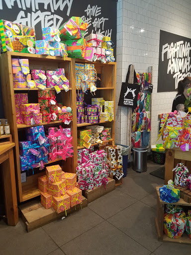 Cosmetics Store «Lush Cosmetics», reviews and photos, 303 Memorial City Way, Houston, TX 77024, USA