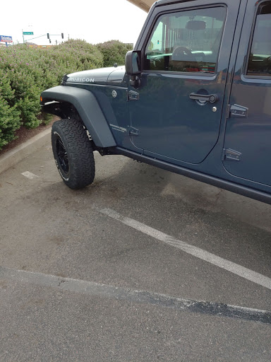 Tire Shop «Discount Tire Store», reviews and photos, 2422 E Bell Rd, Phoenix, AZ 85032, USA