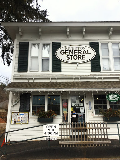 Grocery Store «Riverton General Store», reviews and photos, 2 Main St, Barkhamsted, CT 06063, USA