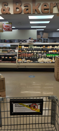 Grocery Store «Food Lion», reviews and photos, 3009 The Plaza, Charlotte, NC 28205, USA