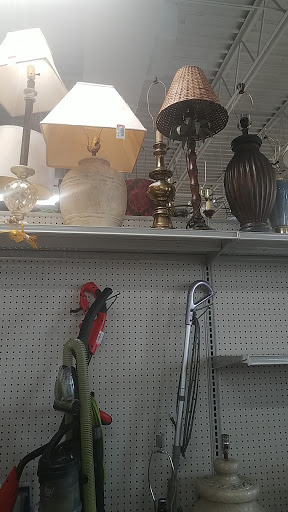 Thrift Store «Westminster Goodwill Retail Store and Donation Center», reviews and photos, 200 Baltimore Blvd, Westminster, MD 21157, USA