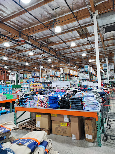 Warehouse store «Costco Wholesale», reviews and photos, 2207 W Commonwealth Ave, Alhambra, CA 91803, USA