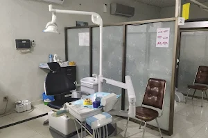 Alina Dental Surgery Orthodontic & Implantology Centre image