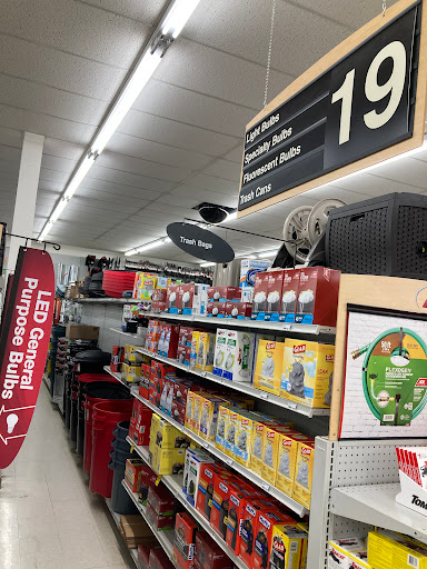 Hardware Store «D & G Ace Hardware», reviews and photos, 31262 64th Ave Path, Cannon Falls, MN 55009, USA