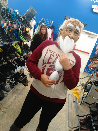 Thrift Store «Goodwill Industries Store & Donation Center», reviews and photos, 720 Hoosick Rd, Troy, NY 12180, USA