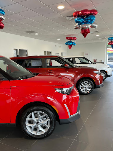 Kia Dealer «Monroeville Kia», reviews and photos, 3721 William Penn Hwy, Monroeville, PA 15146, USA