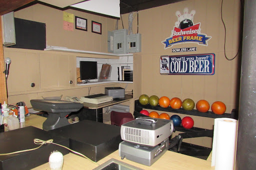 Bowling Alley «Red Circle Bar & Lanes», reviews and photos, 6056 State Rd, Cleveland, OH 44134, USA