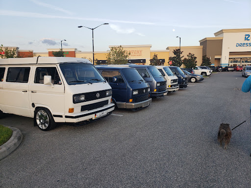 Clothing Store «Discovery Clothing Company», reviews and photos, 660 Centerview Blvd, Kissimmee, FL 34741, USA