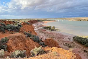 Matthew Flinders Red Cliff Lookout image