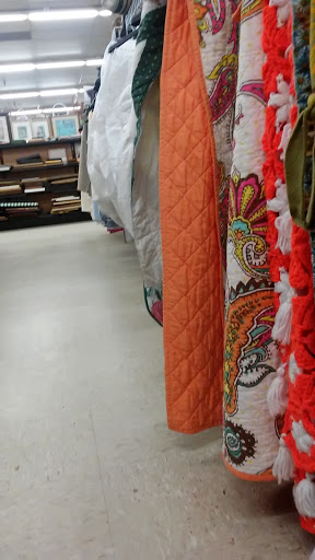 Thrift Store «The Salvation Army Family Store & Donation Center», reviews and photos, 66011 Van Dyke, Washington, MI 48095, USA