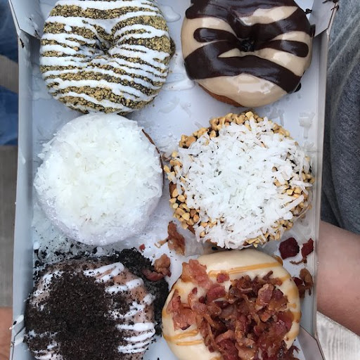 Donut Shop «Duck Donuts», reviews and photos, 409 Pisgah Church Rd, Greensboro, NC 27455, USA