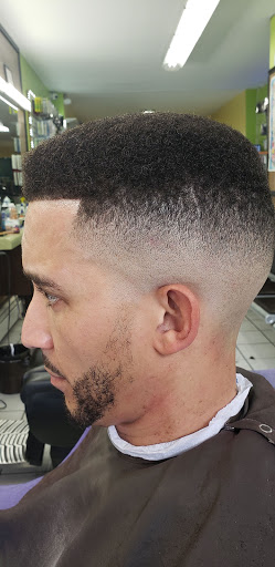 Barber Shop «Luis Barber Shop», reviews and photos, 266 Jamaica Ave, Brooklyn, NY 11207, USA