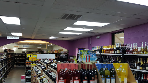 Liquor Store «WOW Wine & Liquor», reviews and photos, 36 S Willow Ave a, Cookeville, TN 38501, USA