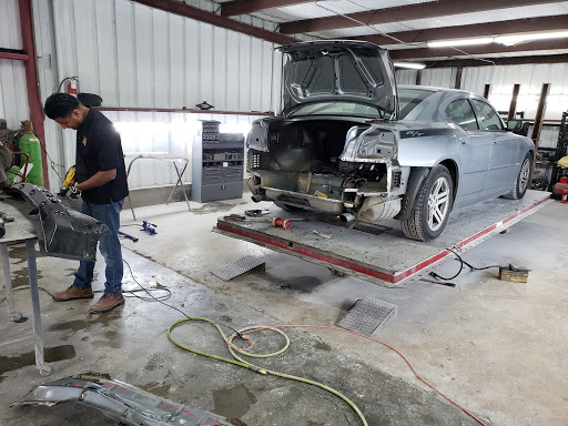 Auto Body Shop «A&H Antonio & Hermanos Collision Repair», reviews and photos, 210 I-45, Hutchins, TX 75141, USA