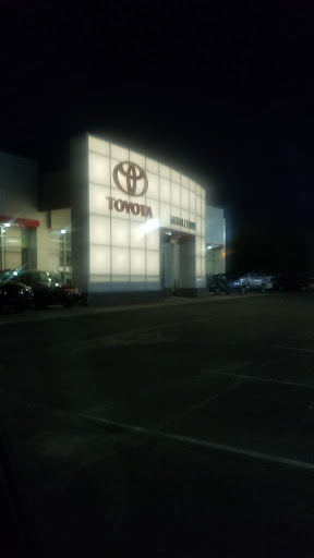 Toyota Dealer «Middletown Toyota», reviews and photos, 634 Newfield St, Middletown, CT 06457, USA