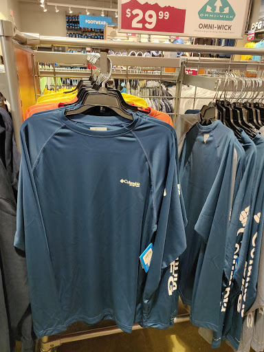 Sportswear Store «Columbia Sportswear Outlet Store at Houston Premium Outlets», reviews and photos, 29300 Hempstead Rd, Cypress, TX 77433, USA