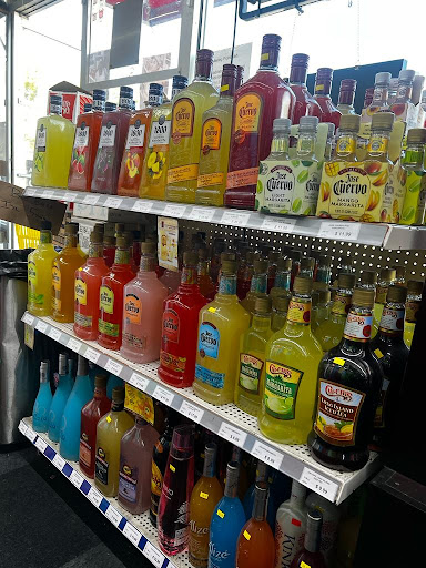 Liquor Store «Virginia Curve Liquor Store», reviews and photos, 856 Virginia Ave, Atlanta, GA 30354, USA