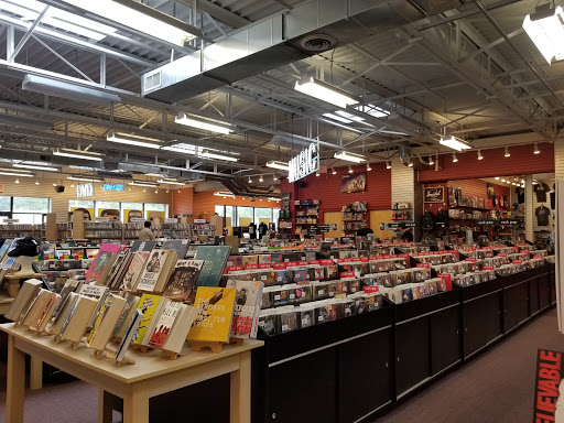 Music Store «Newbury Comics», reviews and photos, 859 Boston Providence Hwy, Norwood, MA 02062, USA