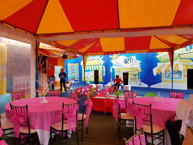Comentarios y opiniones de Kaboom Playland Quito - Parque de Fiestas Infantiles