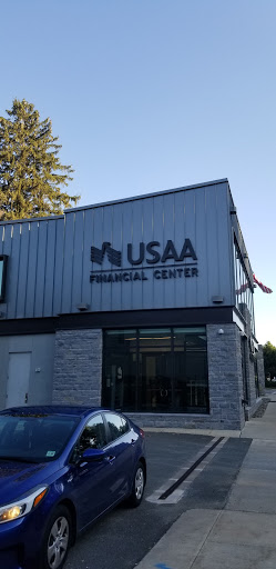 Bank «USAA Financial Center», reviews and photos