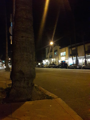 Thrift Store «La Tienda Thrift Store», reviews and photos, 510 N El Camino Real, San Clemente, CA 92672, USA