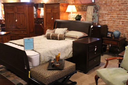 Used Furniture Store «Hometown Refurnishing», reviews and photos, 24 E Main St, Ephrata, PA 17522, USA