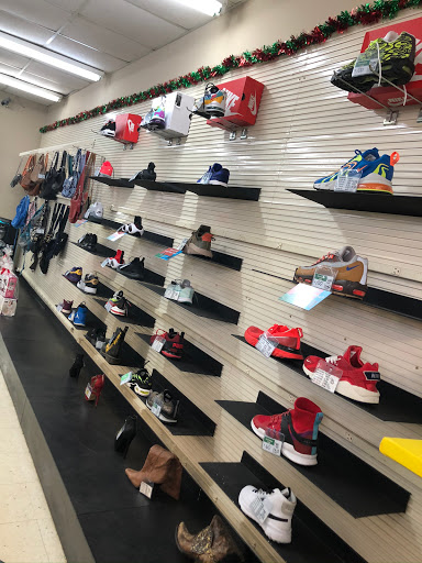 Pawn Shop «Value Pawn & Jewelry», reviews and photos, 2325 S Volusia Ave, Orange City, FL 32763, USA