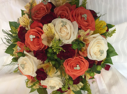 Florist «Petite Florist Bellmore Florist», reviews and photos, 2701 Pettit Ave, Bellmore, NY 11710, USA