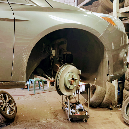 Auto Repair Shop «First Choice AUTO REPAIR & BRAKES», reviews and photos, 4101 M.L.K. Jr Way, Oakland, CA 94609, USA